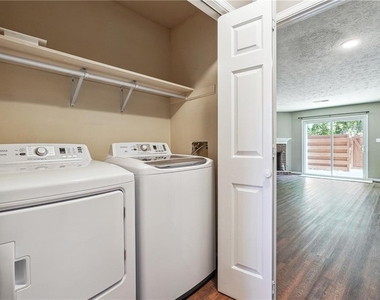 2962 Webb Bridge Road - Photo Thumbnail 8