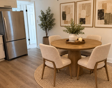 427 S 19th Avenue - Photo Thumbnail 5