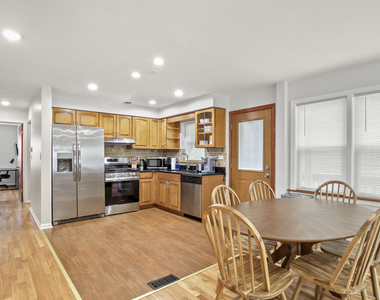 236 Callan Avenue - Photo Thumbnail 3