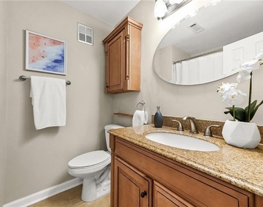 2174 River Heights Court Se - Photo Thumbnail 17