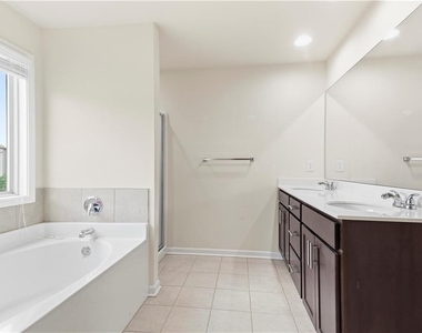 4465 Almanor Circle - Photo Thumbnail 13