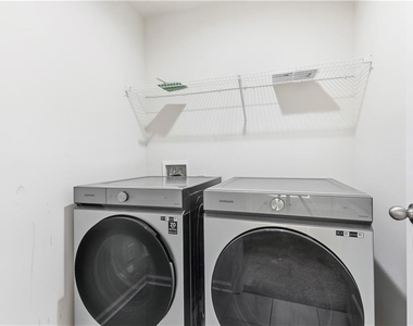 4465 Almanor Circle - Photo Thumbnail 20