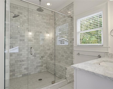 827 Derrydown Way - Photo Thumbnail 31
