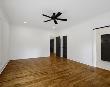827 Derrydown Way - Photo Thumbnail 29