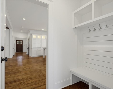 827 Derrydown Way - Photo Thumbnail 18