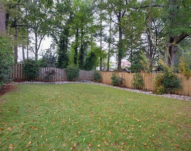 827 Derrydown Way - Photo Thumbnail 24