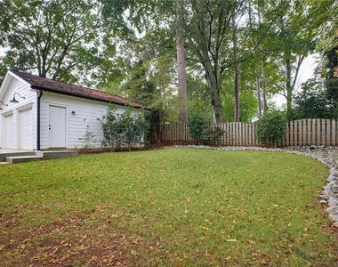 827 Derrydown Way - Photo Thumbnail 23