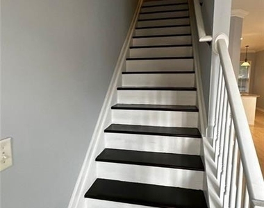 3152 Mill Springs Cir - Photo Thumbnail 12