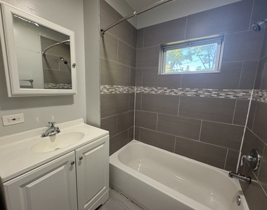 1716 Brown Avenue - Photo Thumbnail 20