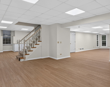 2715 Wendy Drive - Photo Thumbnail 35