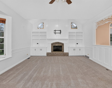 2715 Wendy Drive - Photo Thumbnail 11