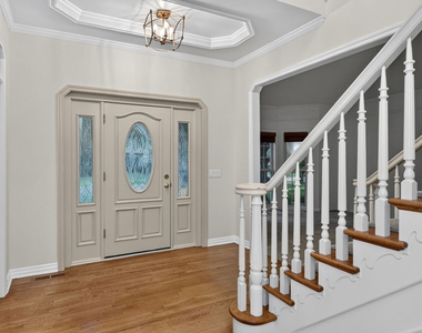 2715 Wendy Drive - Photo Thumbnail 1