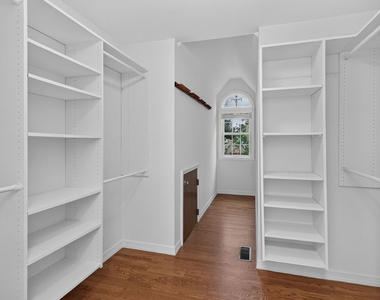2715 Wendy Drive - Photo Thumbnail 24