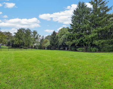 2715 Wendy Drive - Photo Thumbnail 44