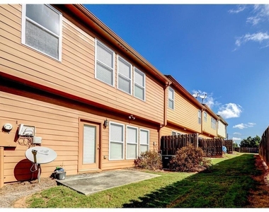 4976 Berkeley Oak Drive - Photo Thumbnail 17