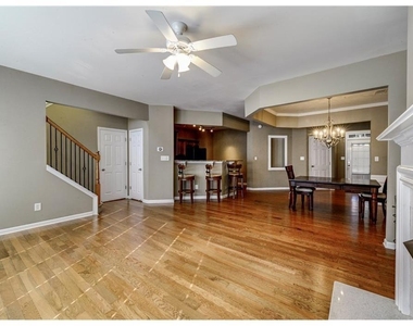 4976 Berkeley Oak Drive - Photo Thumbnail 6
