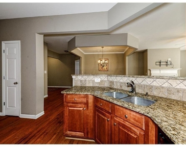 4976 Berkeley Oak Drive - Photo Thumbnail 11