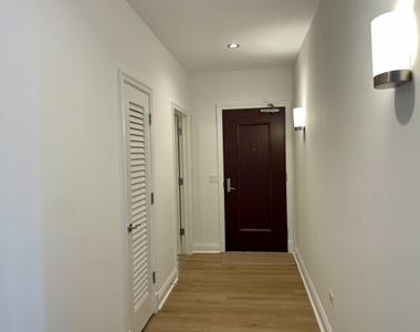 520 S Washington Street - Photo Thumbnail 32