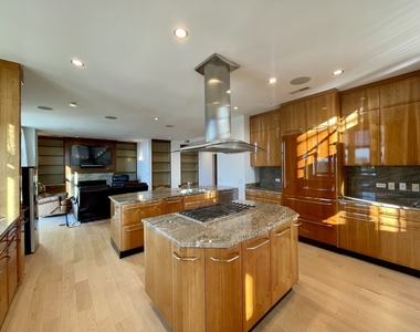 520 S Washington Street - Photo Thumbnail 12