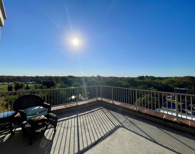 520 S Washington Street - Photo Thumbnail 35