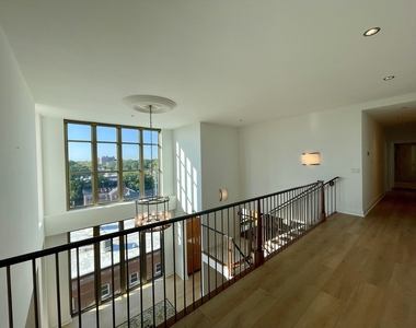 520 S Washington Street - Photo Thumbnail 21