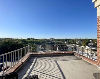 520 S Washington Street - Photo Thumbnail 34