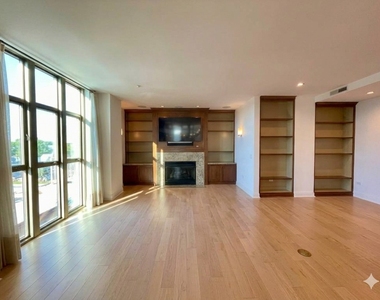 520 S Washington Street - Photo Thumbnail 15