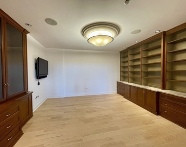 520 S Washington Street - Photo Thumbnail 16
