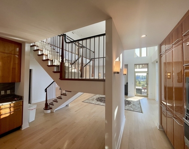 520 S Washington Street - Photo Thumbnail 13