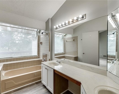 3241 Tennington Place - Photo Thumbnail 22