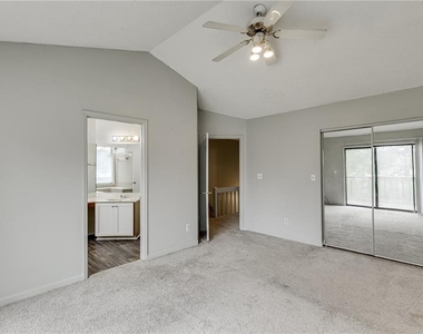 3241 Tennington Place - Photo Thumbnail 20
