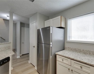 3241 Tennington Place - Photo Thumbnail 5