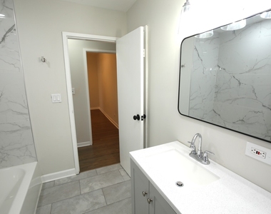 4731 Lilac Avenue - Photo Thumbnail 19
