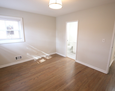 4731 Lilac Avenue - Photo Thumbnail 12