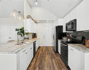 1545 Quail Point Run - Photo Thumbnail 4