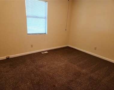 3761 Parks Drive - Photo Thumbnail 23