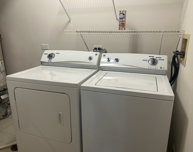 20 Ashburn Court - Photo Thumbnail 14