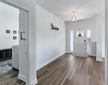 365 Bramlett Ridge Drive - Photo Thumbnail 8