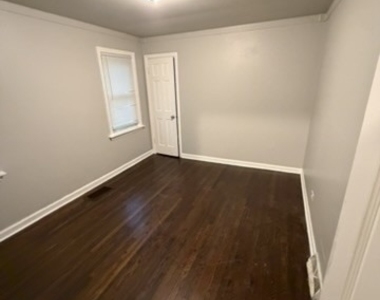 510 W 128th Place - Photo Thumbnail 8