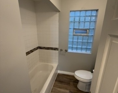 510 W 128th Place - Photo Thumbnail 10