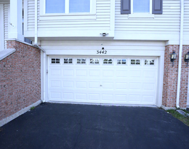 3442 Bradbury Circle - Photo Thumbnail 3