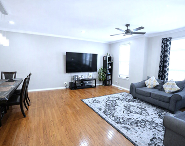 3442 Bradbury Circle - Photo Thumbnail 4