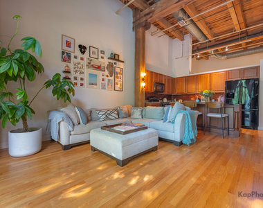 1330 W Monroe Street - Photo Thumbnail 4