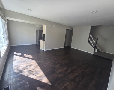 722 Inverrary Lane - Photo Thumbnail 4