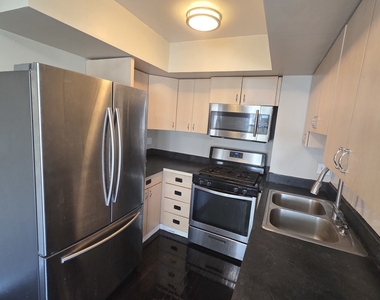 722 Inverrary Lane - Photo Thumbnail 2