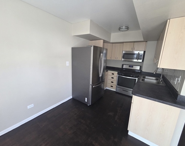 722 Inverrary Lane - Photo Thumbnail 3
