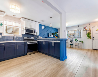 9154 S Luella Avenue - Photo Thumbnail 10