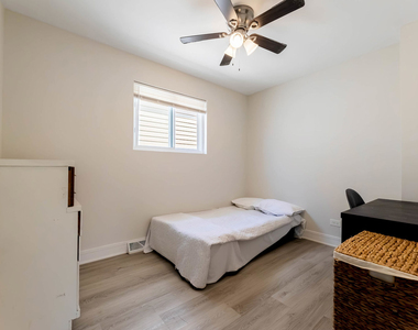 9154 S Luella Avenue - Photo Thumbnail 19