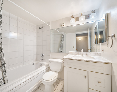 711 W Gordon Terrace - Photo Thumbnail 11