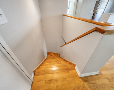 711 W Gordon Terrace - Photo Thumbnail 8